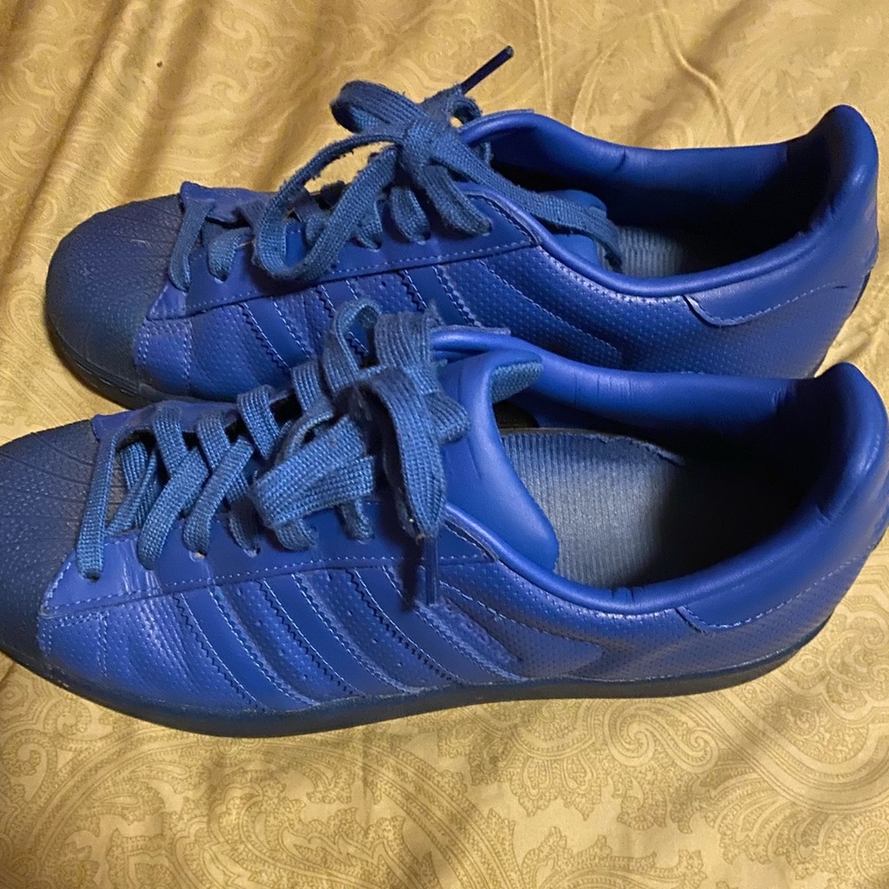 Blue men sneaker size 8 1/2